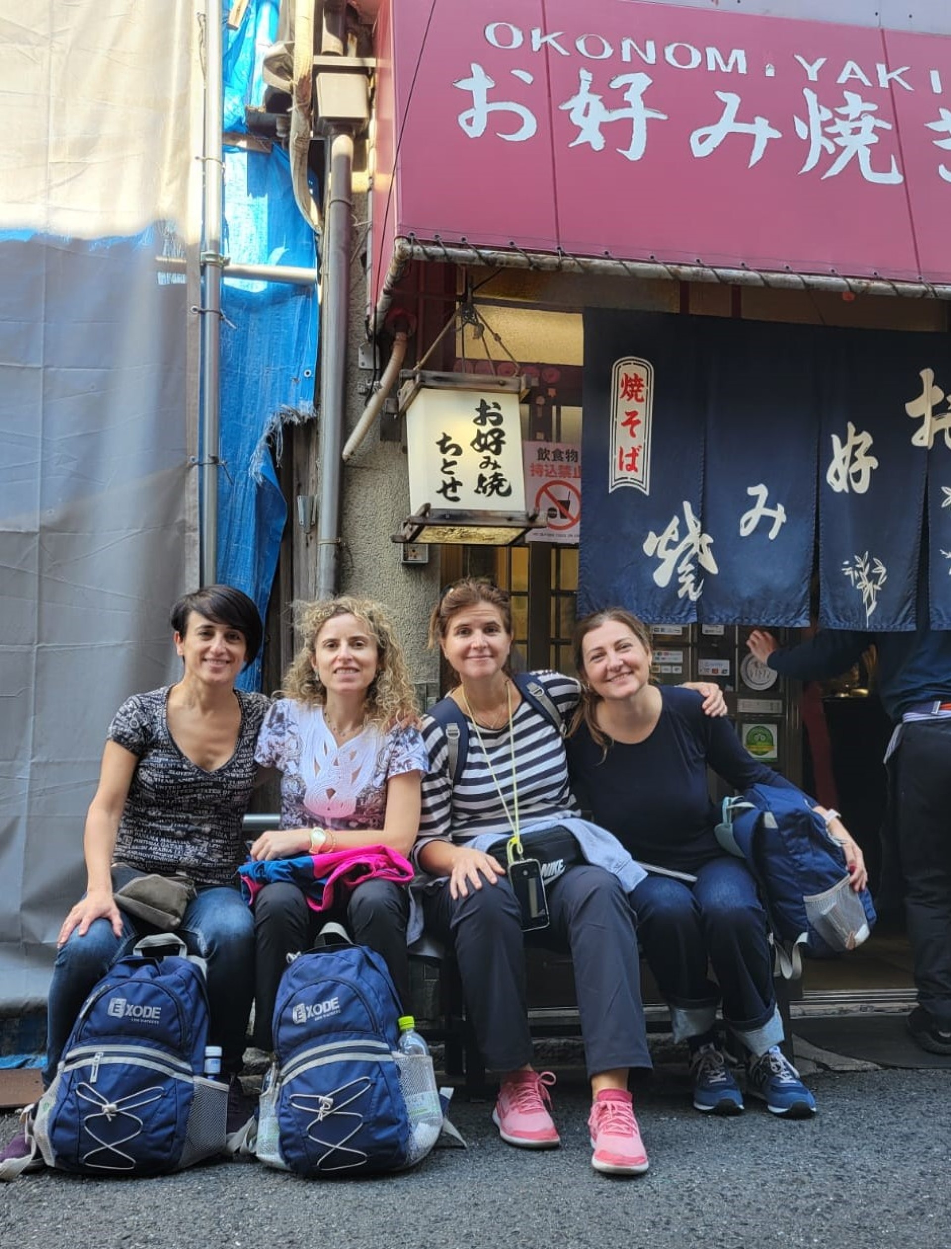 SUSANA, PILAR, LAURA &amp; CRISTINA